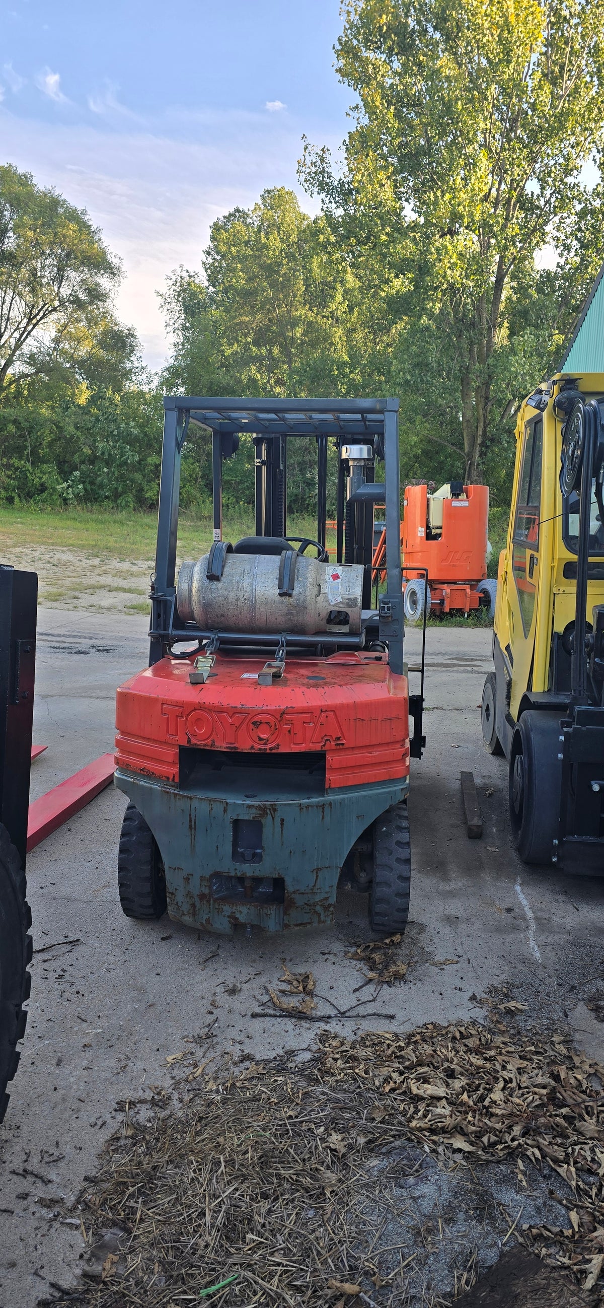4,000 lb Toyota Forklift For Sale