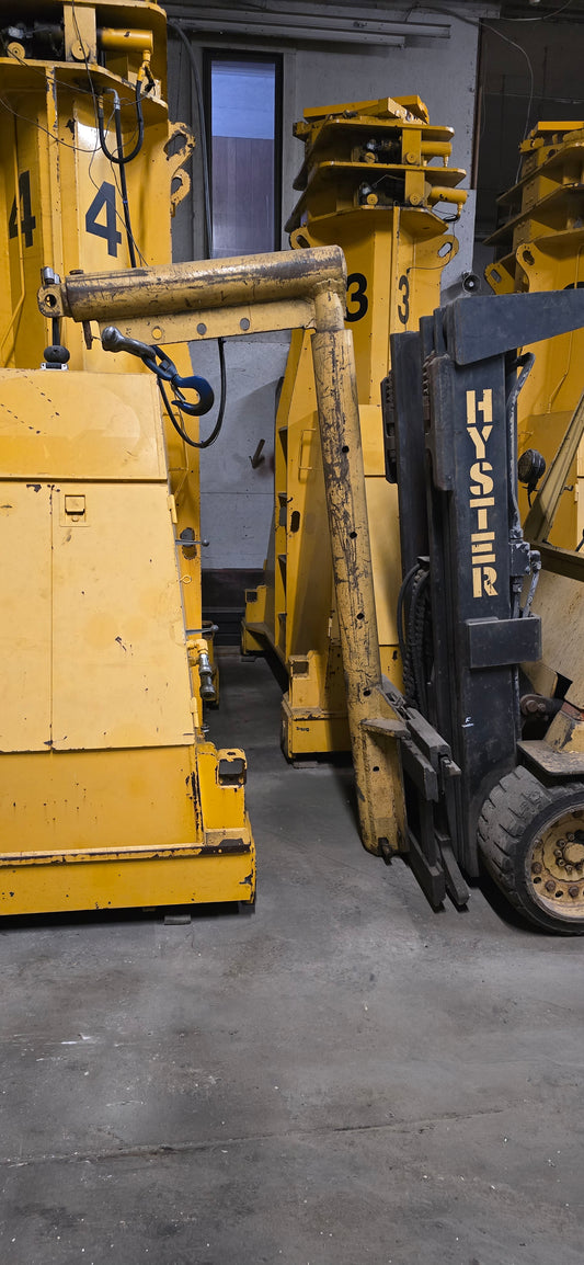 10,000 lb Hyster Forklift For Sale