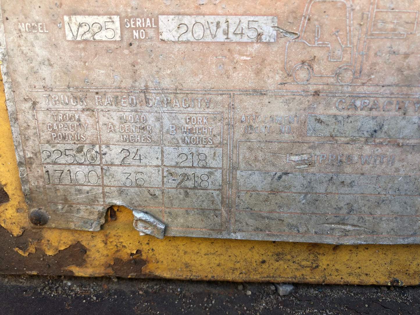 22,500lb CAT Forklift For Sale