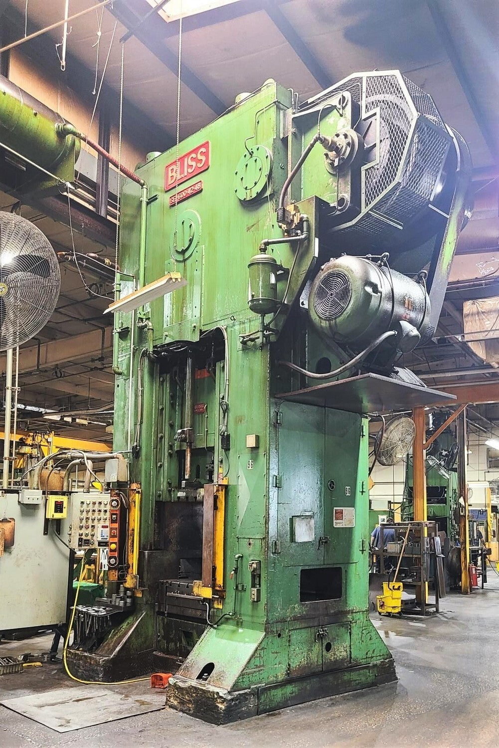 600 Ton Bliss Straight Side Single-Point Press For Sale