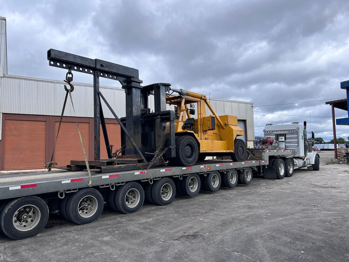 80,000 lb Bristol Riggers Special Forklift For Sale