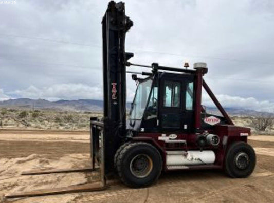 28,000 lb Taylor Forklift For Sale