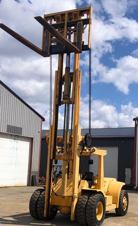 20,000 lb Hyster Forklift For Sale
