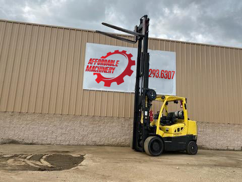 15,500 lb Hyster Solid Tire Forklift For Sale