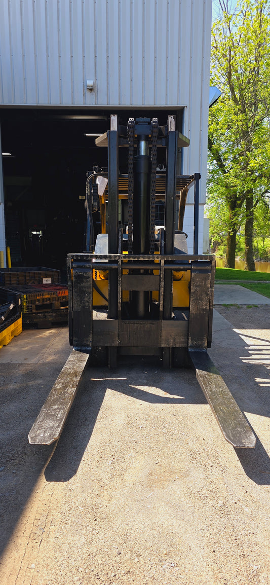 30,000 lb Royal T300 Forklift For Sale