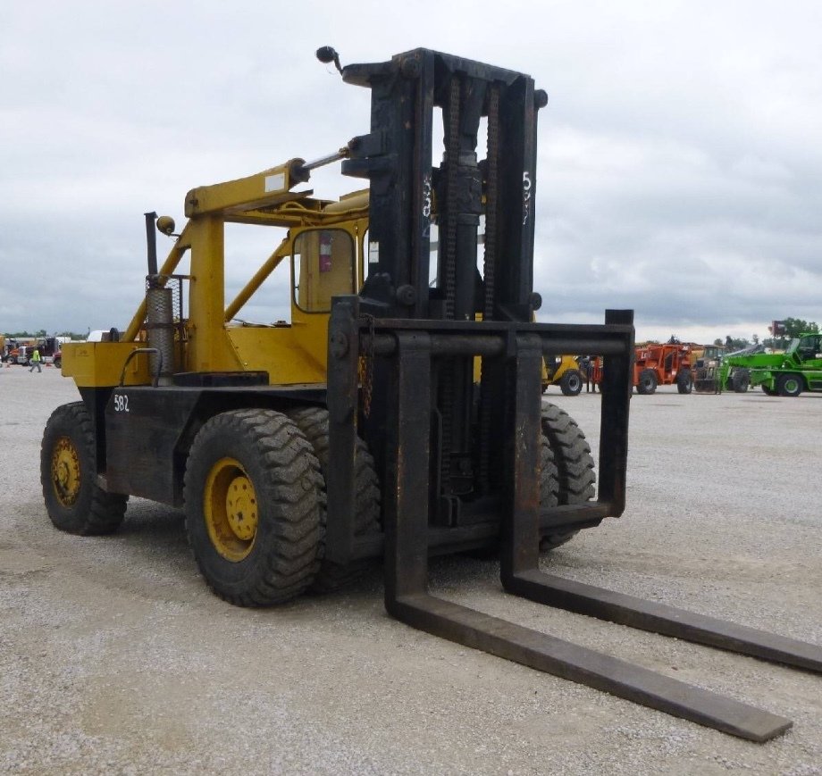 52,000lb Taylor Forklift For Sale 25+ Ton