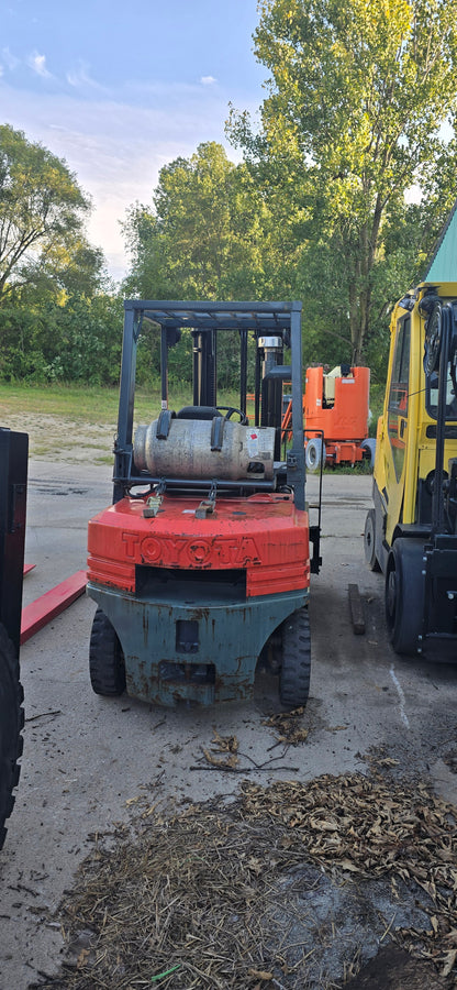 4,000 lb Toyota Forklift For Sale
