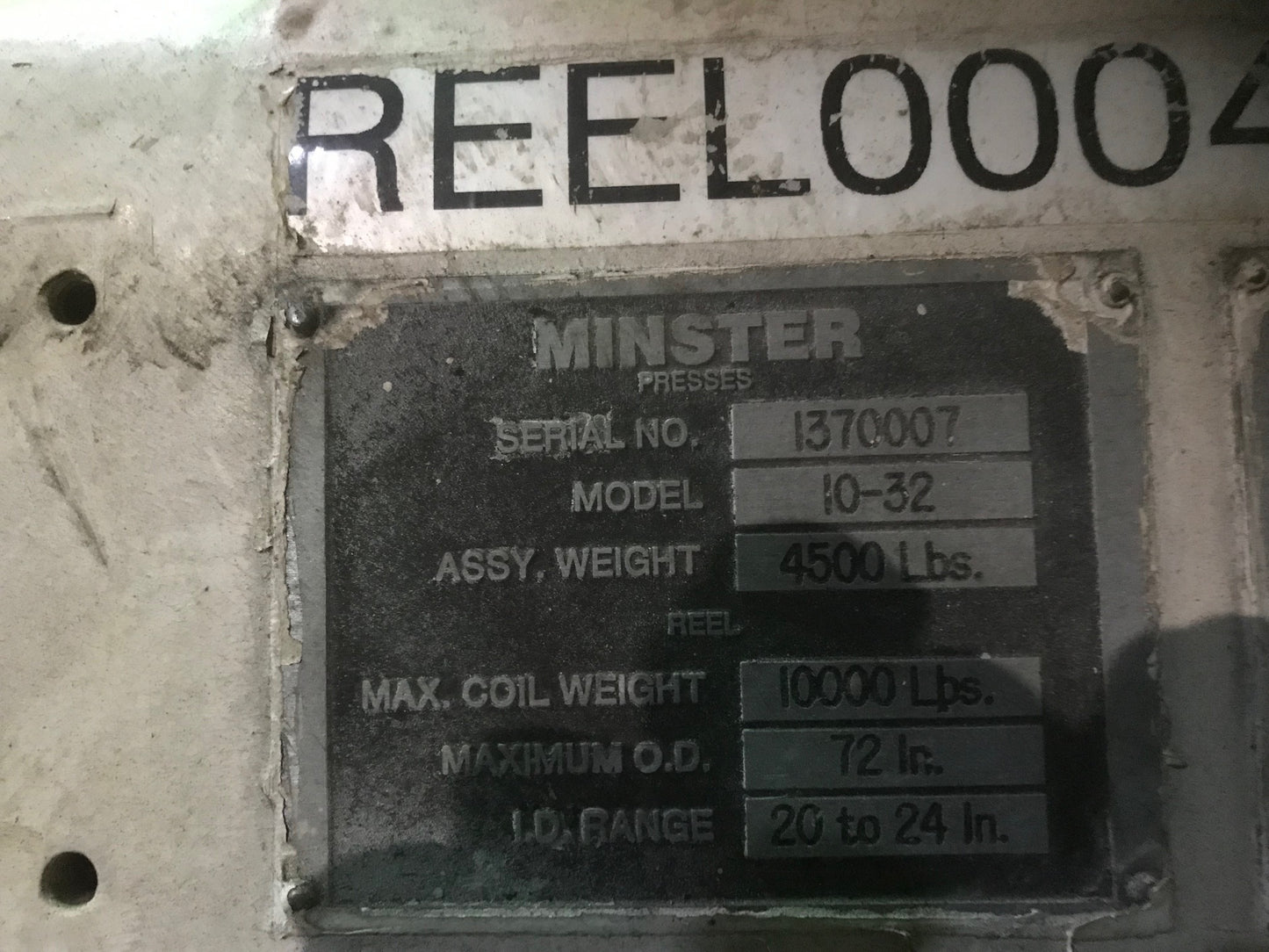 10,000 lbs Capacity Powered Minster Coil Reel 32" Wide