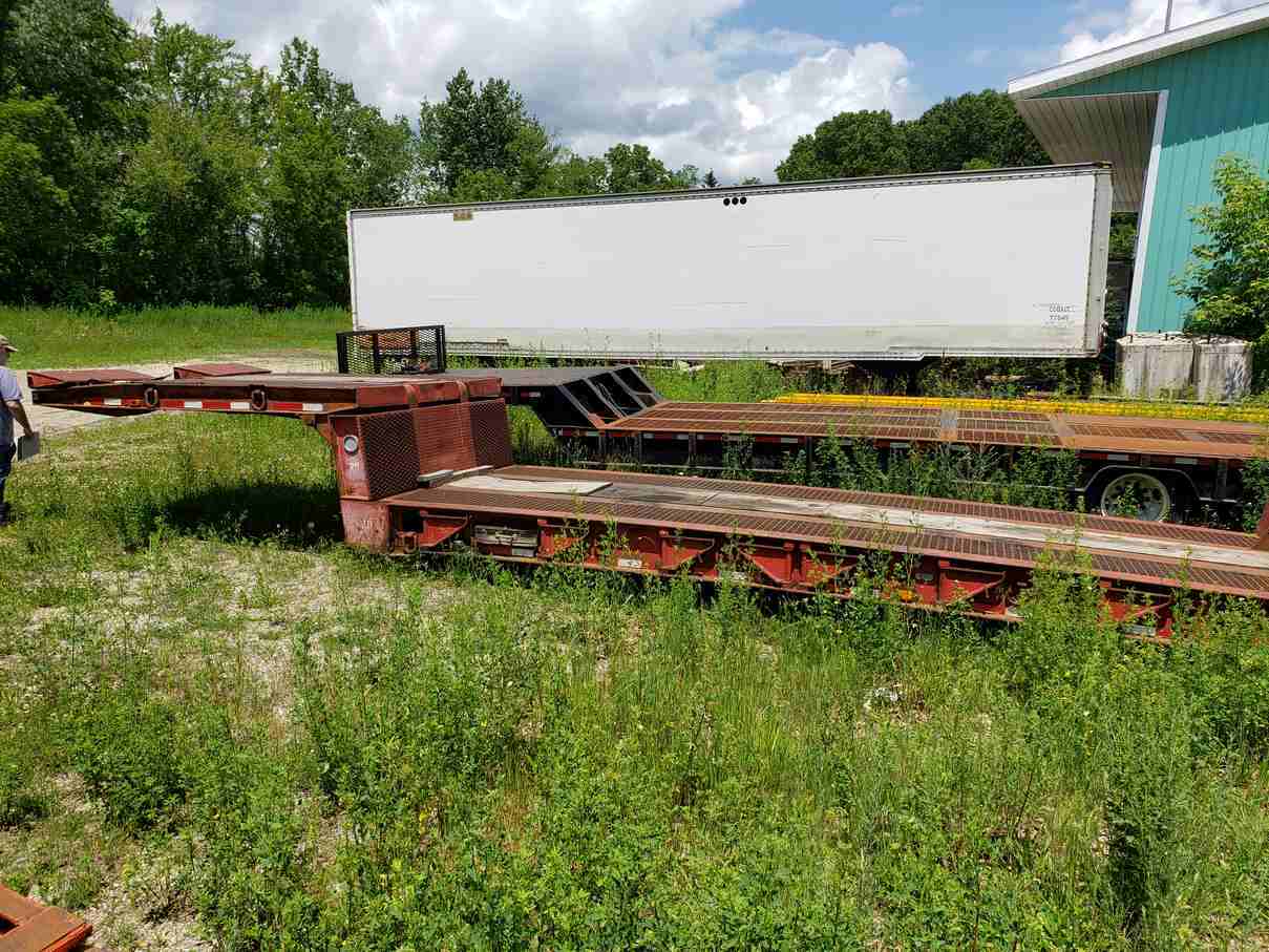 Nelson Folding Neck Trailer For Sale