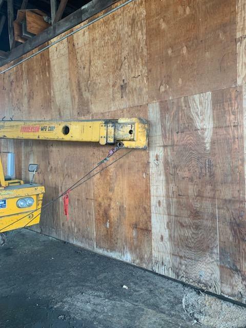 7.5 Ton Capacity Broderson Mobile Crane For Sale