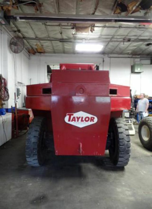 60,000lb Taylor Forklift For Sale 30 Ton