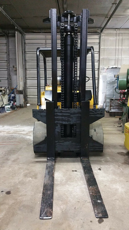 20,000lb CAT/Towmotor Forklift For Sale 10 Ton