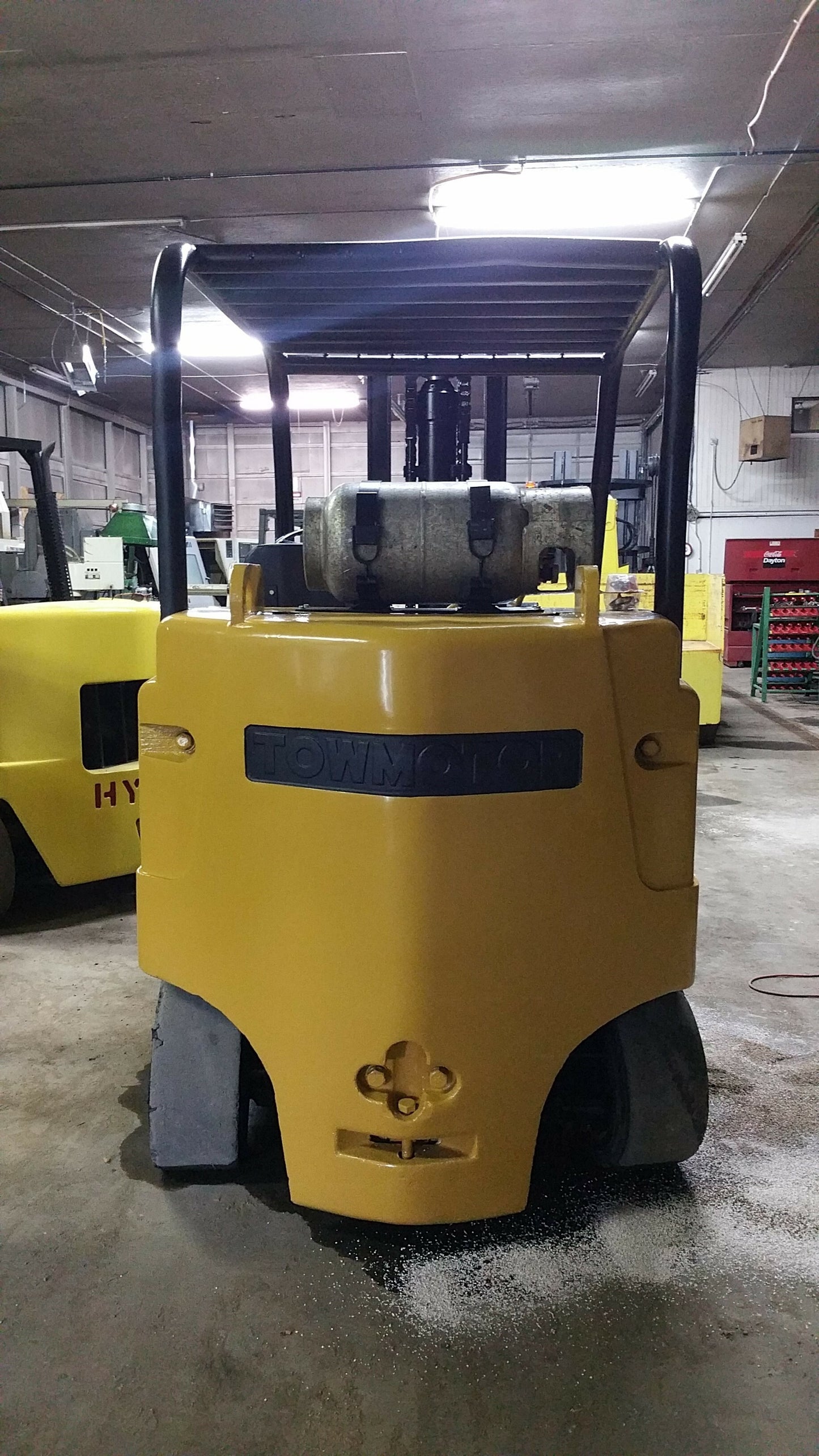20,000lb CAT/Towmotor Forklift For Sale 10 Ton