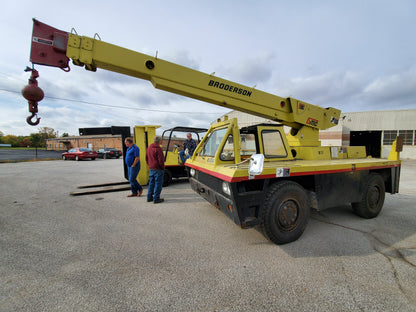 8 Ton Capacity Broderson Mobile Crane For Sale