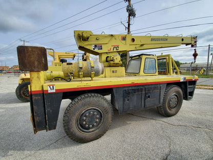 8 Ton Capacity Broderson Mobile Crane For Sale