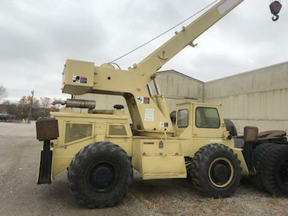 28,000 lb Capacity Grove Rough Terrain Mobile Crane For Sale
