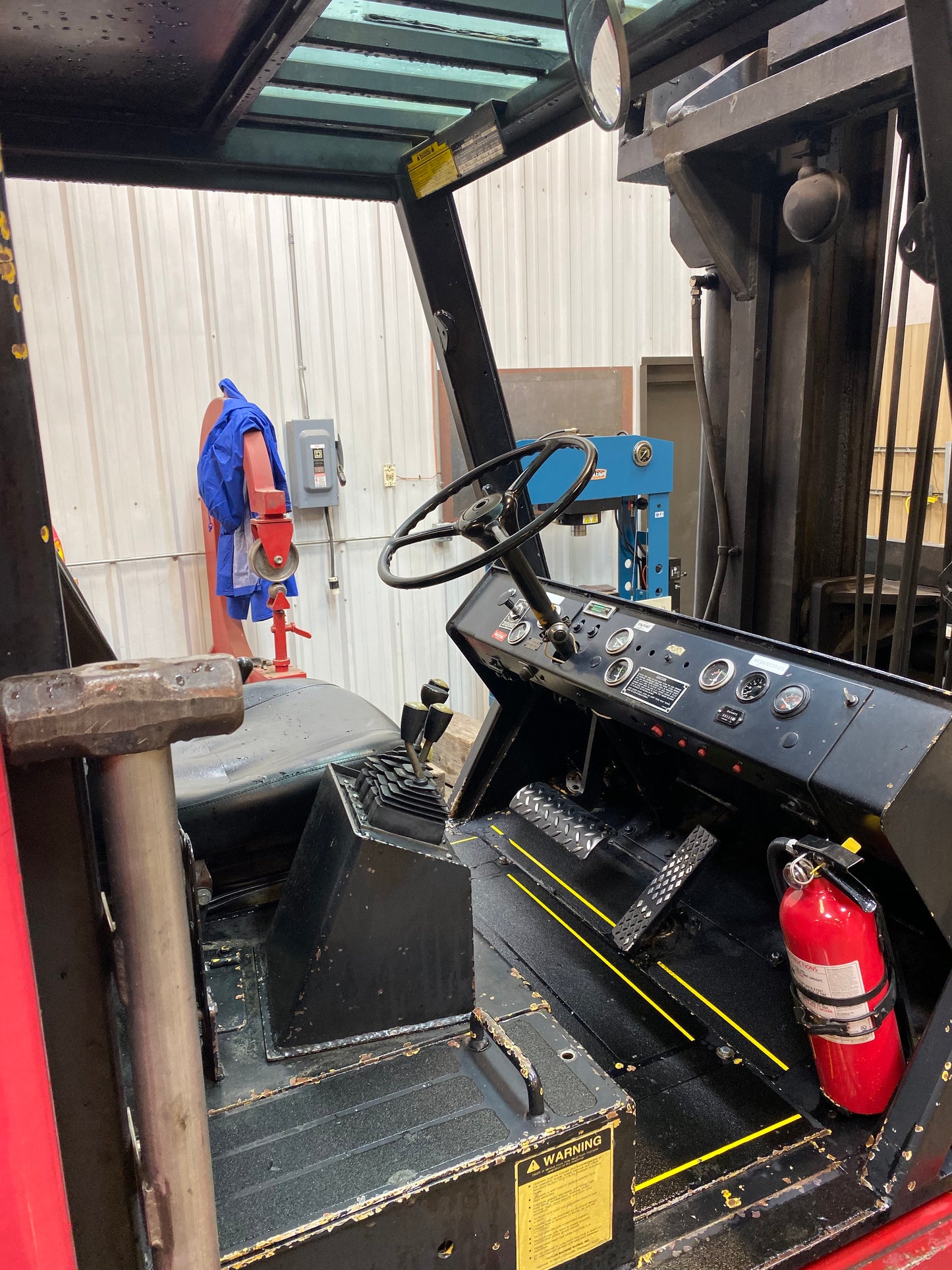 30,000 lb Capacity Taylor Forklift For Sale 15 Ton