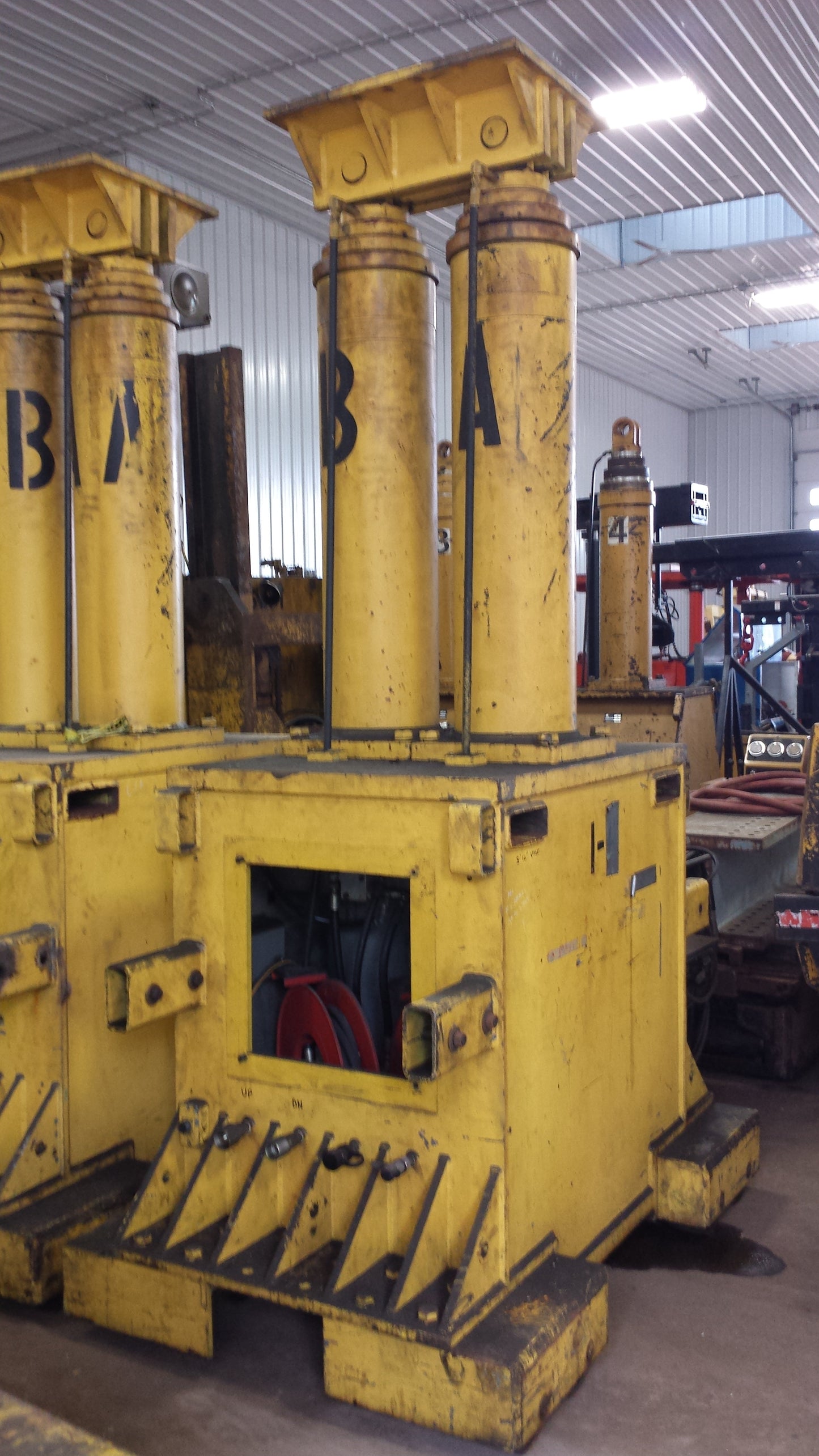 1,000 Ton Lift Systems Hydraulic 48A Gantry Crane System For Sale