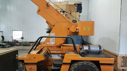 15 Ton Capacity Broderson Carry-Deck Crane For Sale