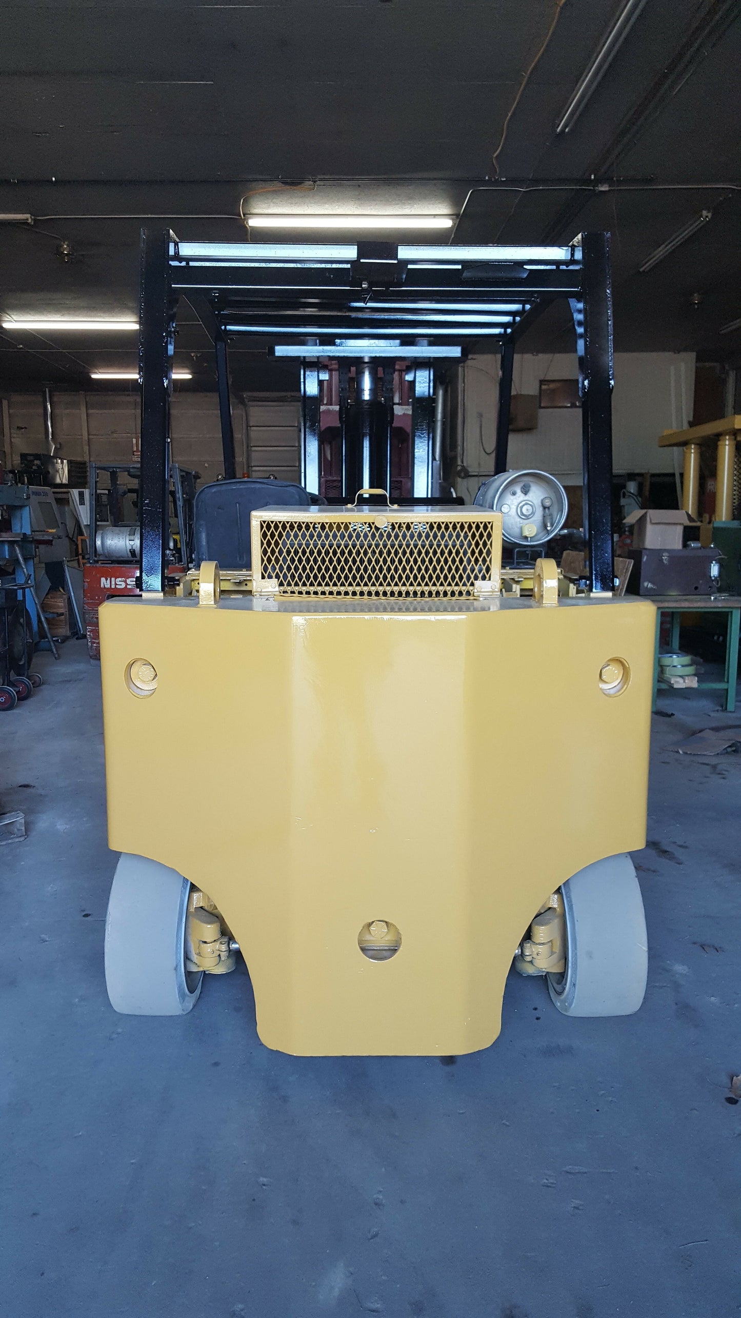 30,000lb CAT Caterpillar/Royal T-300 Forklift For Sale 15 Ton