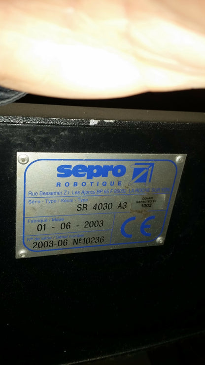 Sepro Plastic Injection Molding Machine Robot For Sale
