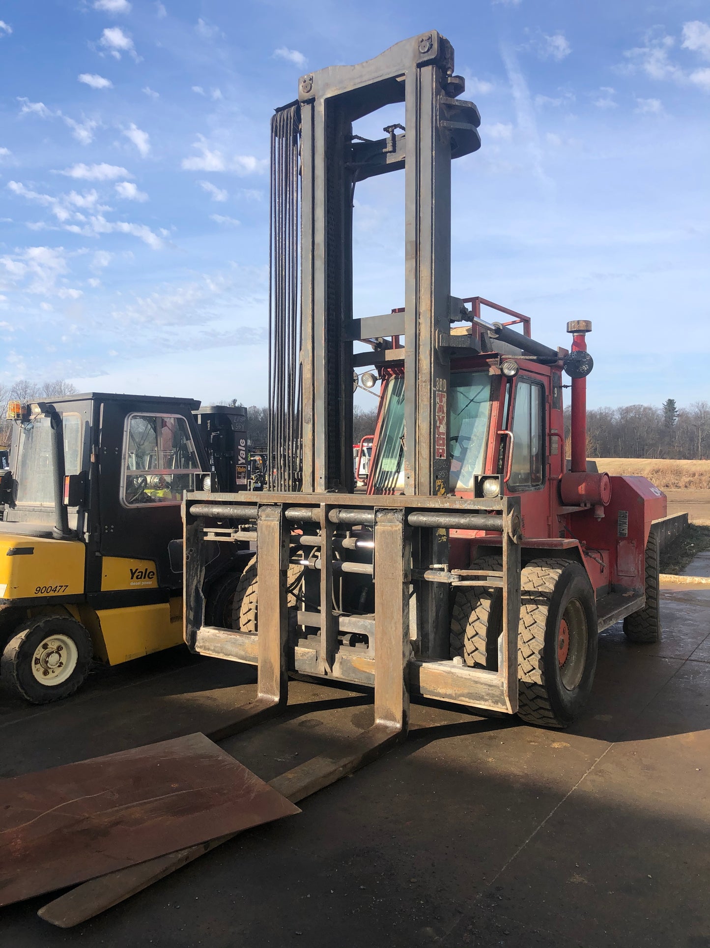 30,000 lb Capacity Taylor Forklift For Sale 15 Ton