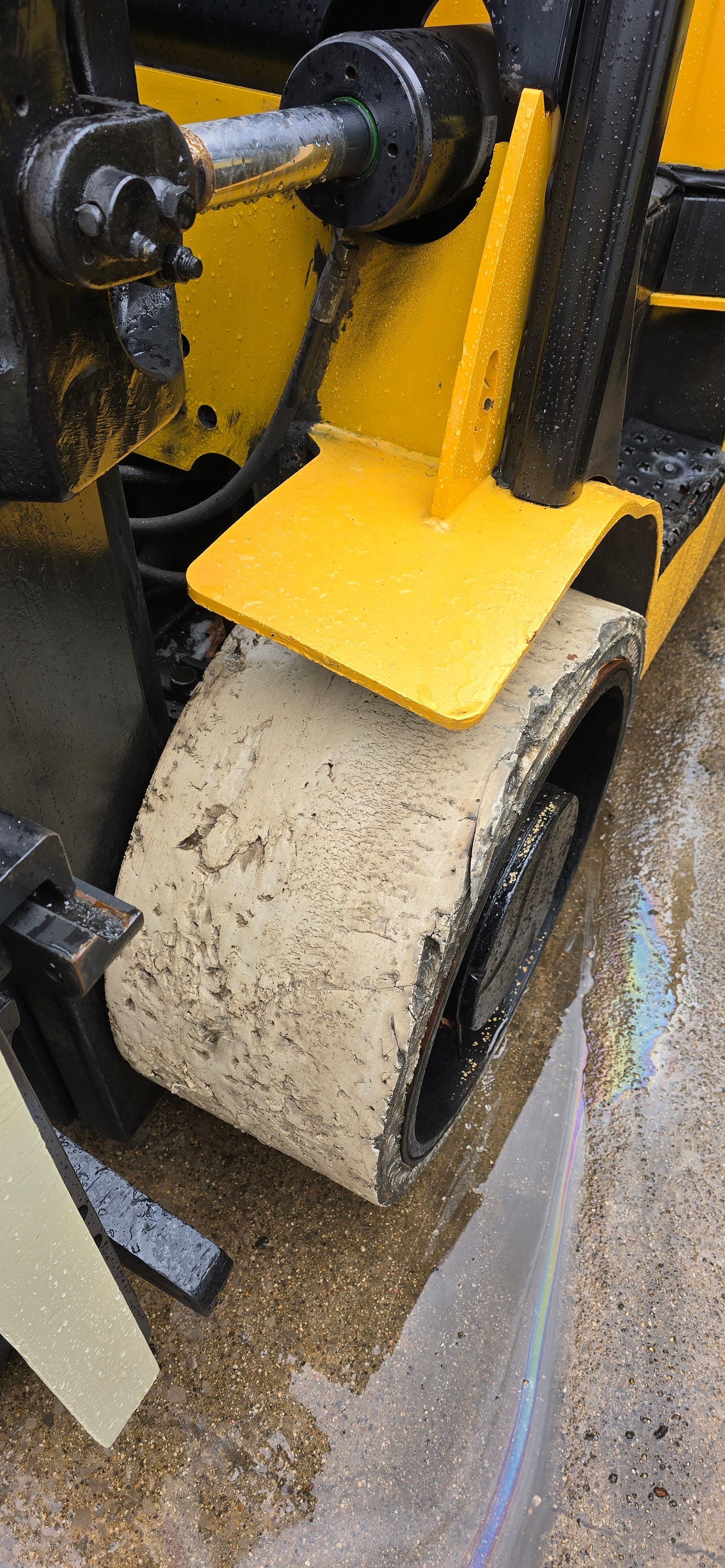 12,500 lb Yale Forklift For Sale