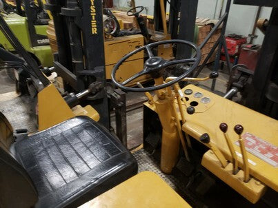 20,000 lb Capacity Cat Towmotor Forklift For Sale