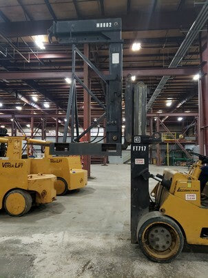 20,000 lb Capacity Cat Towmotor Forklift For Sale