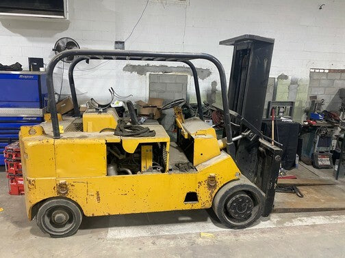 30,000 lbs Cat Forklift For Sale