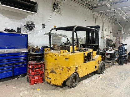 30,000 lbs Cat Forklift For Sale