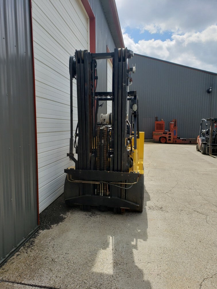15,500 lbs Capacity Cat Forklift Box Car Special - Model GC70KS - For Sale