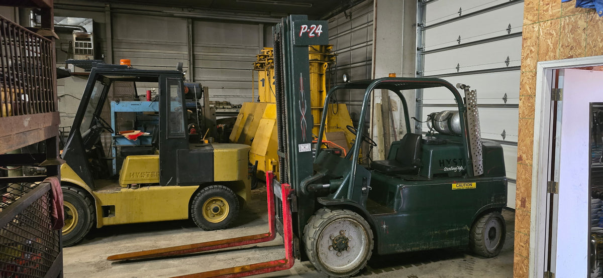 15,000 lb Hyster Forklift For Sale