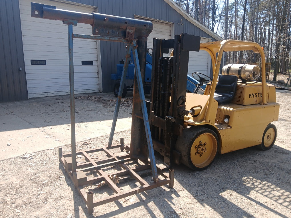 15,000 lb Hyster Forklift - Model S150 - For Sale