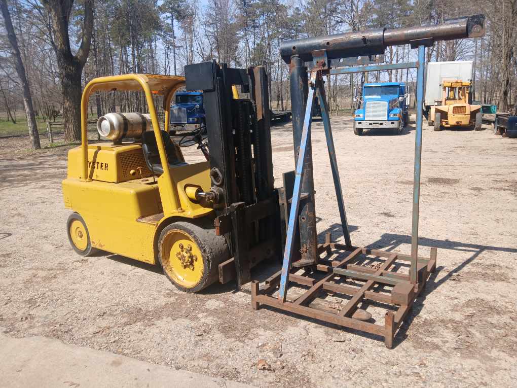 15,000 lb Hyster Forklift - Model S150 - For Sale