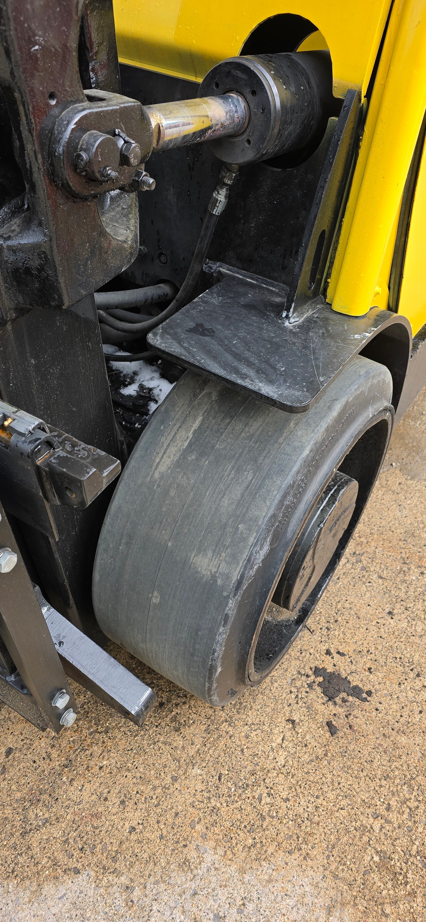 15,500 lb Hyster Forklift For Sale