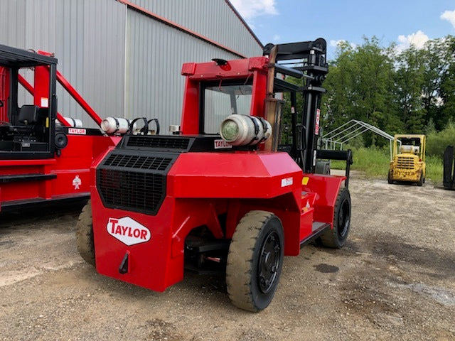 25,000 lbs Capacity Taylor Air Tire Forklift For Sale