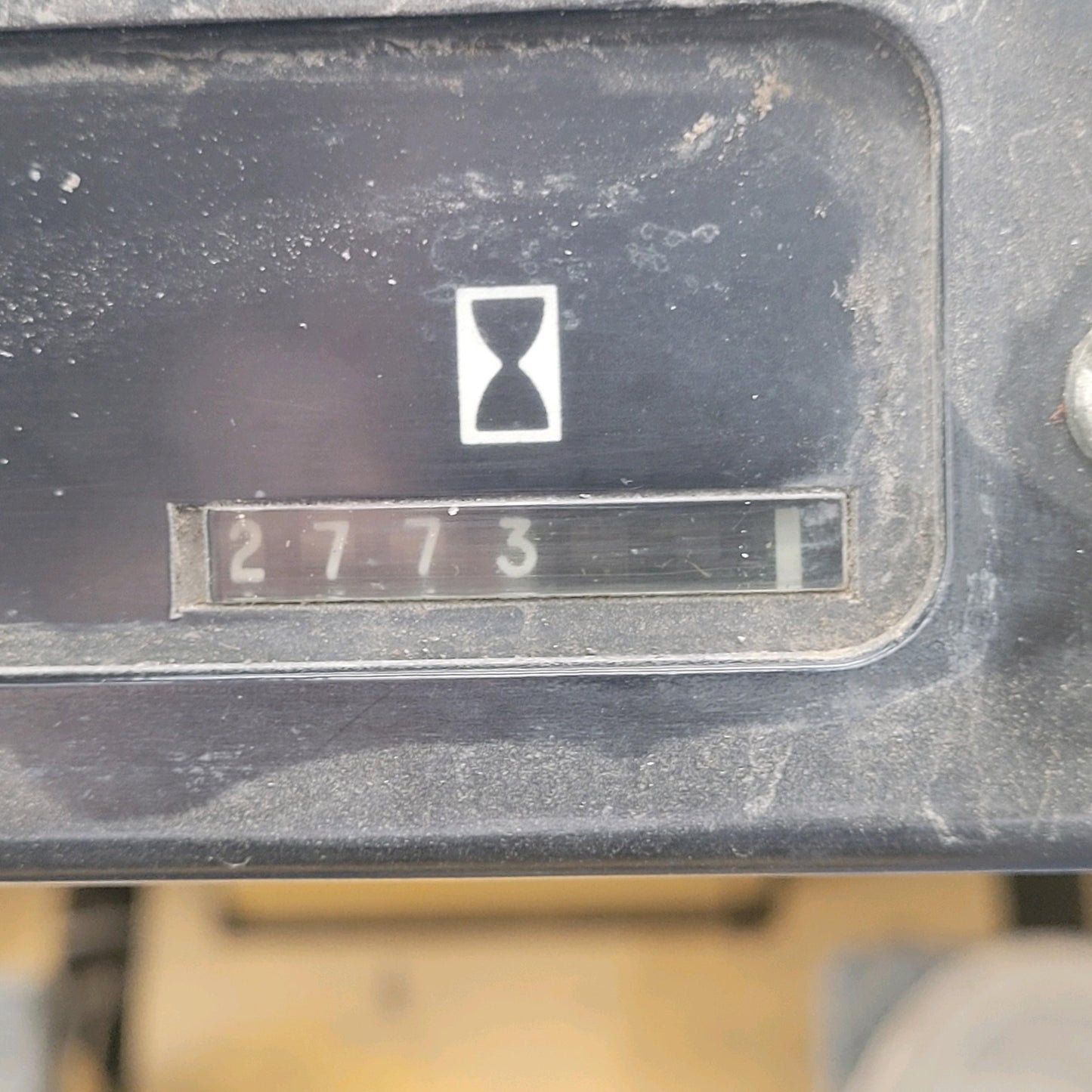10,000 lbs Cat Solid Tire Forklift For Sale