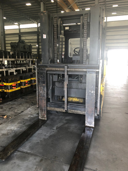 30,000 lbs Elwell Parker Forklift For Sale