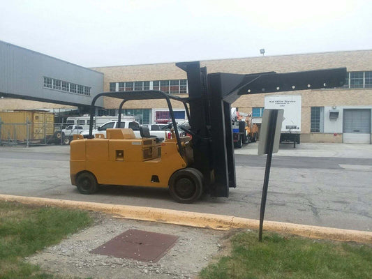 30,000 lbs / 40,000 lbs Cat Hard Tire Forklift For Sale