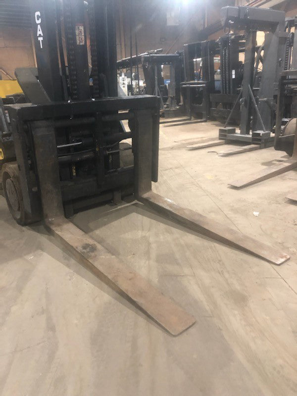 30,000 lbs Cat T300 Propane Forklift For Sale