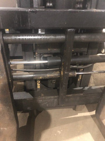 30,000 lbs Cat T300 Propane Forklift For Sale