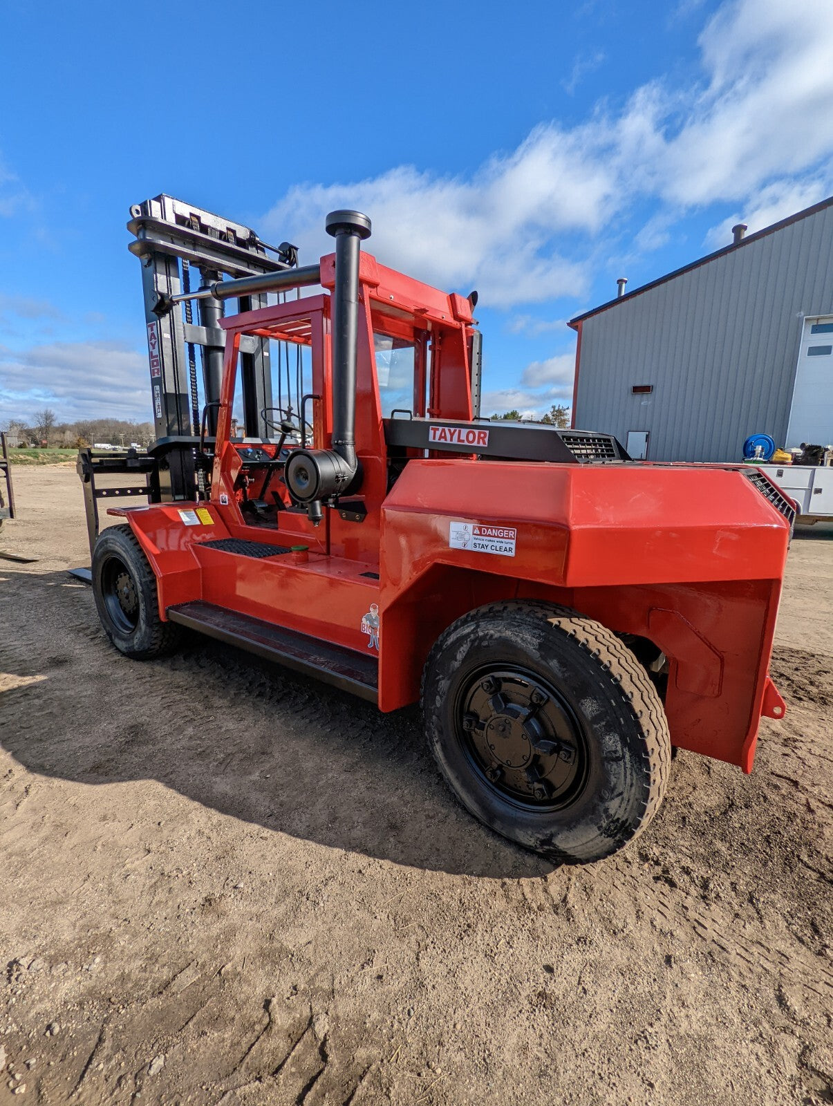 25,000 lb Taylor Air Tire Forklift For Sale