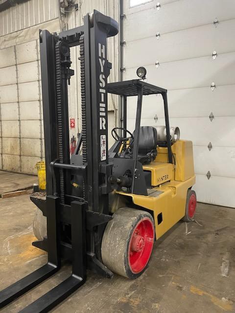 15,500 lb Hyster Forklift - Model S155XL - For Sale