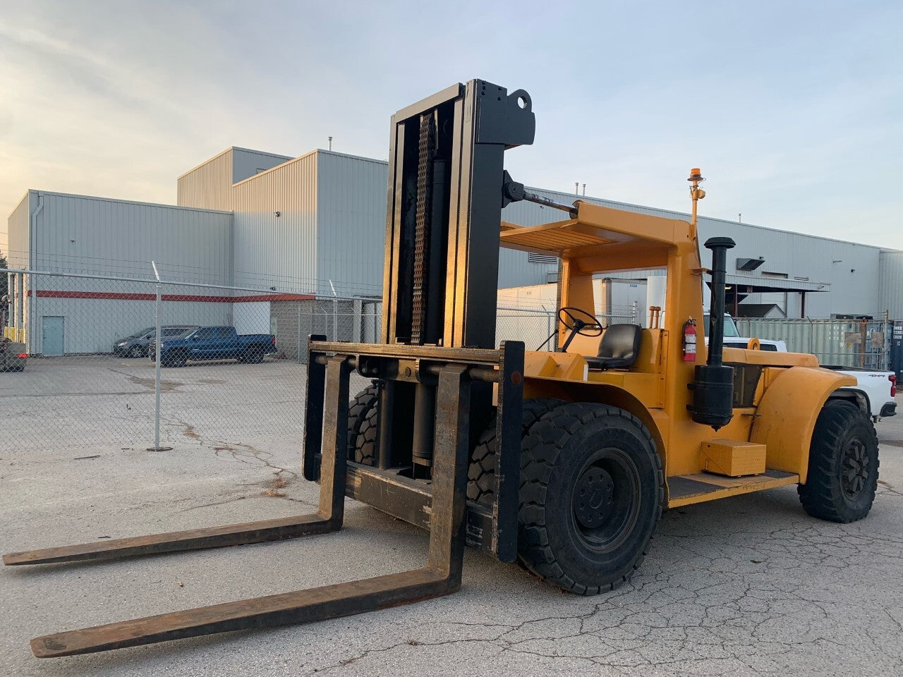 46,000 lb Hyster H460 Forklift For Sale