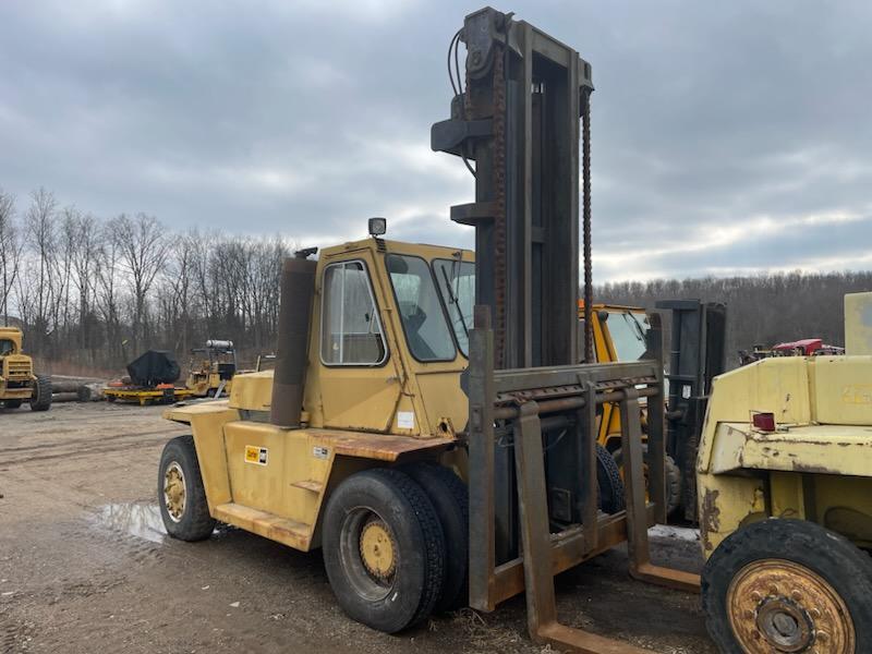 25,000 lb Cat Forklift For Sale