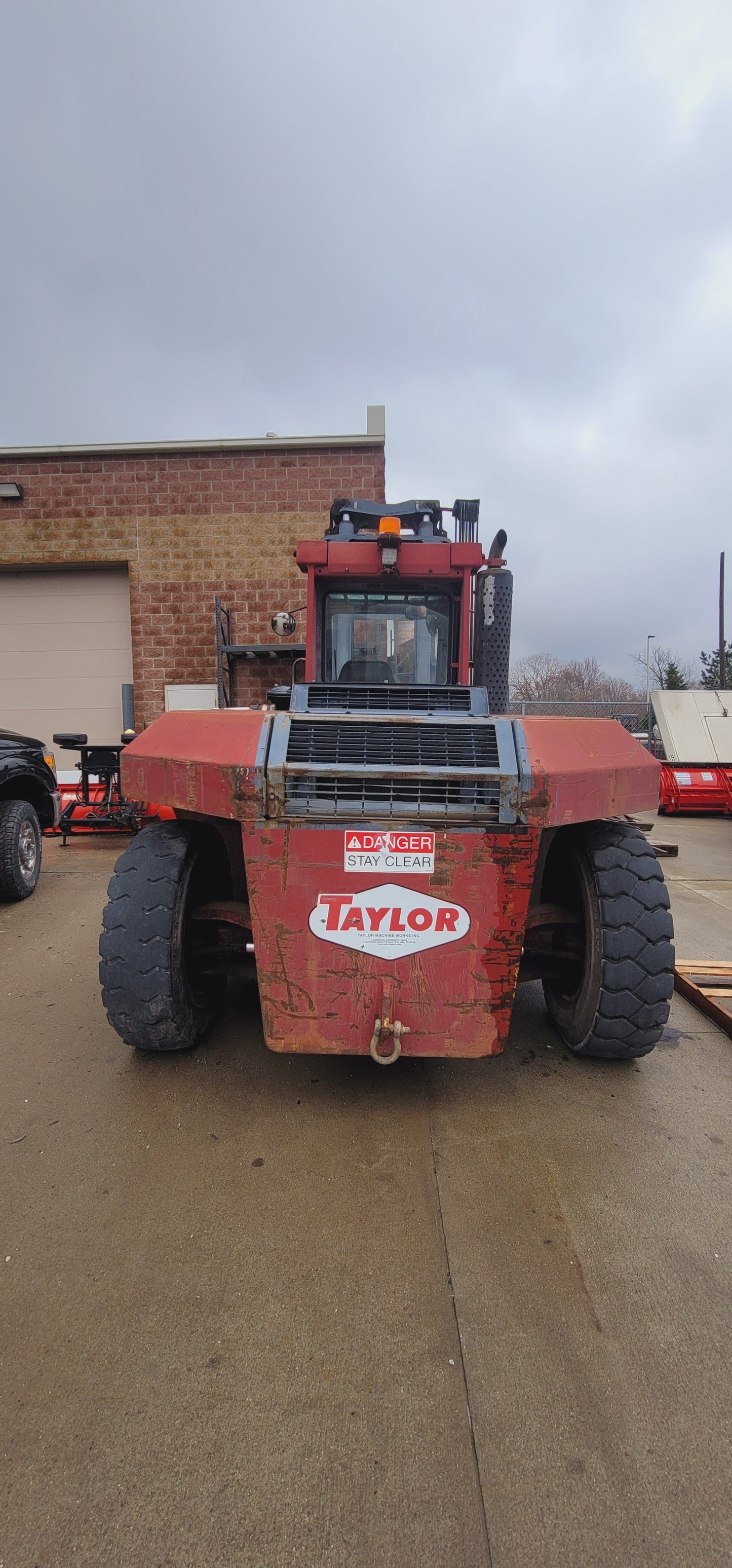 33,000 lb Taylor Forklift For Sale