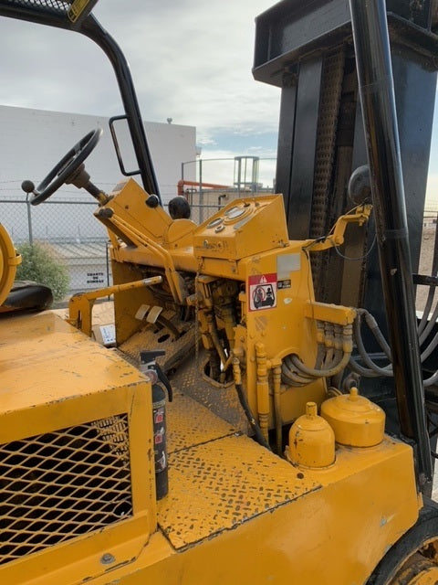 24,000 lb Hoist Forklift For Sale