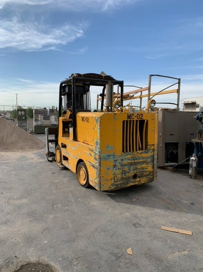 24,000 lb Hoist Forklift For Sale