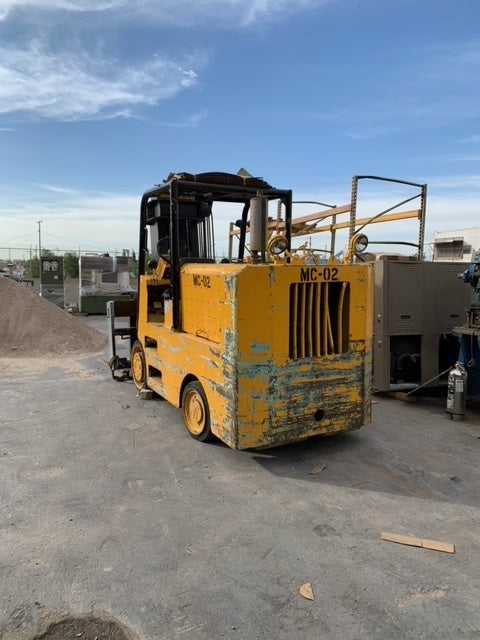 24,000 lb Hoist Forklift For Sale